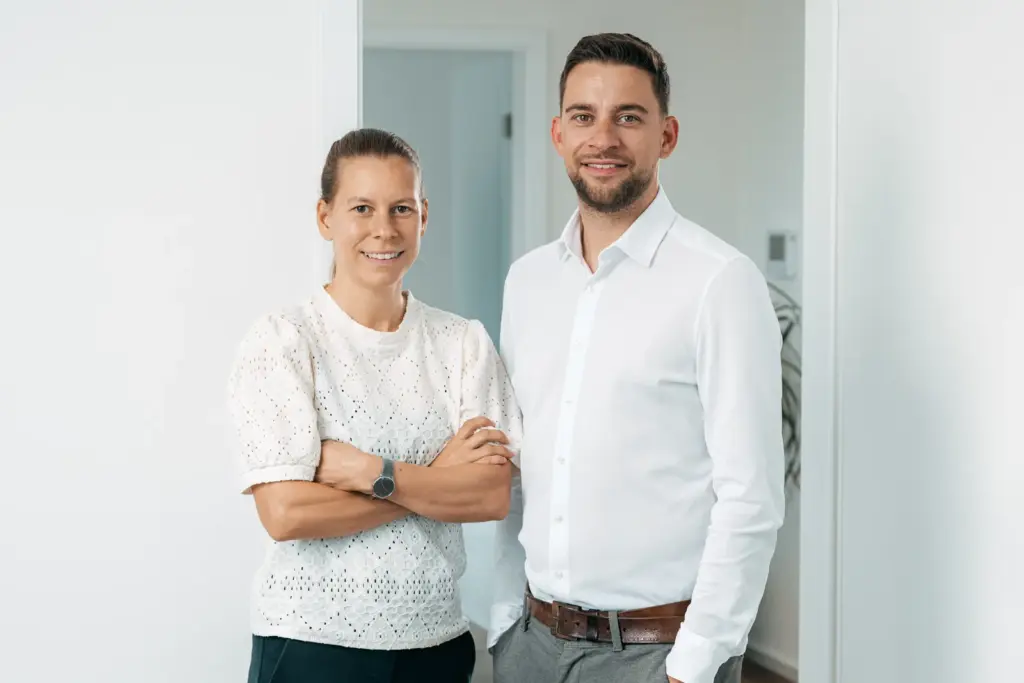 Gruppenportrait mit Lena Rapp und Marco Kimmich